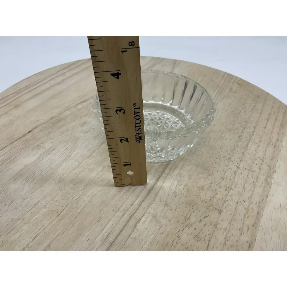 Clear Glass Dessert Bowl Small Geometric Starburst Pattern Unmarked Dish Kitchen
